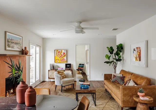 Photo 1 of Single family home for sale at 1003 Glen Oaks Ct, Austin, TX 78702 | MLS# 9228720 | Listing updated on 2026-09-23