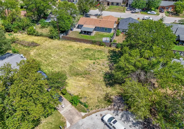 2nd image of 6200 Stiles Cv, Austin, TX 78721 | MLS# 9468286