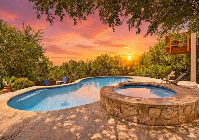 2nd image of 8204 Malish Ct, Austin, TX 78746 | MLS# 1255610