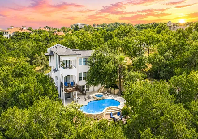 3rd image of 8204 Malish Ct, Austin, TX 78746 | MLS# 1255610