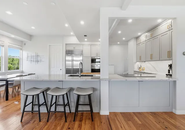 4th image of 8204 Malish Ct, Austin, TX 78746 | MLS# 1255610
