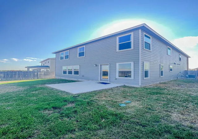 Photo 32 of Single family home for sale at 625 Bailey Park Dr, Jarrell, TX 76537 | MLS# 2978929 | Listing updated on 2026-08-18