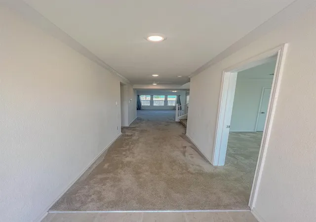 Photo 3 of Single family home for sale at 625 Bailey Park Dr, Jarrell, TX 76537 | MLS# 2978929 | Listing updated on 2026-08-18