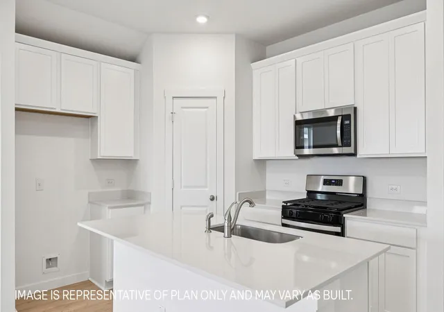 Photo 4 of Single family home for sale at 7004 Frog Pond Bnd, Del Valle, TX 78617 | MLS# 9133475 | Listing updated on 2026-07-28