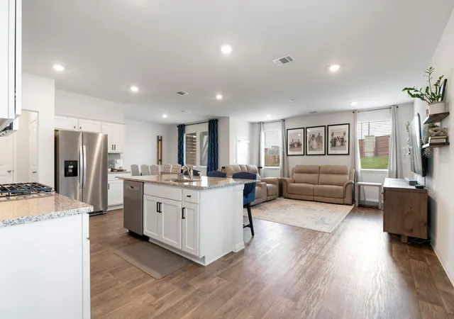 Photo 2 of Single family home for sale at 300 Brooklyn Dr, Georgetown, TX 78626 | MLS# 3974279 | Listing updated on 2026-07-28