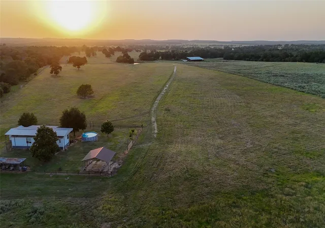Photo 3 of House for sale at 4504 State Hwy 304, Rosanky, TX 78953 | MLS# 7353680 | Listing updated on 2026-07-30