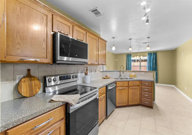 Photo 2 of Single family home for sale at 3709 Llano Estacado Ct, Killeen, TX 76549 | MLS# 7093618 | Listing updated on 2026-08-28