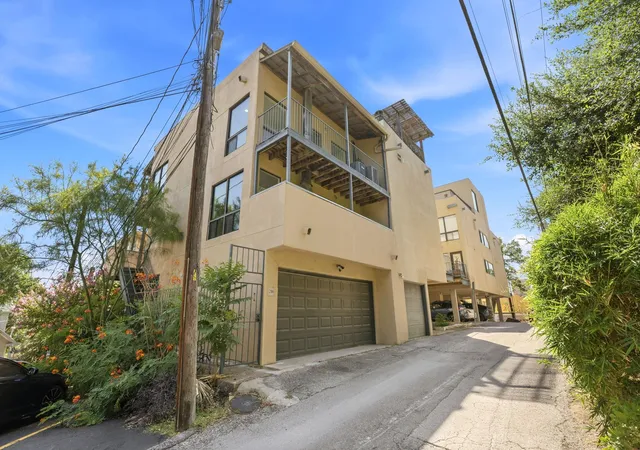 1st image of 1106 W 6th St #206, Austin, TX 78703 | MLS# 1122261