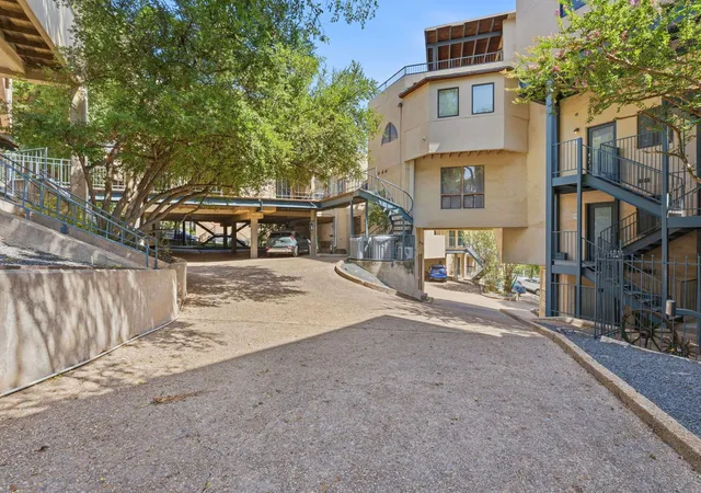 Photo 3 of Townhouse for sale at 1106 W 6th Street #206, Austin, TX 78703 | MLS# 1122261 | Listing updated on 2026-08-03