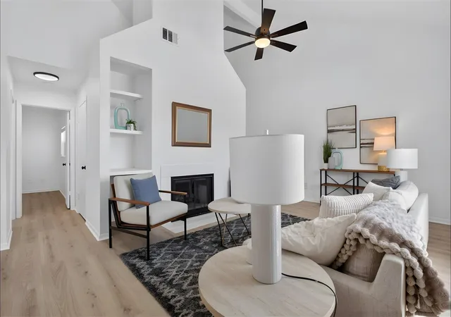 Photo 4 of Condo for sale at 923 E 41st Street #210, Austin, TX 78751 | MLS# 7306332 | Listing updated on 2026-07-28