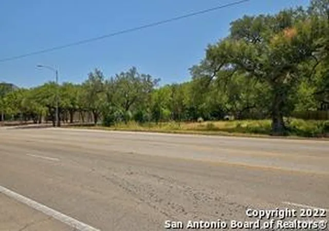 2nd image of 0000 Walker Dr Walker Dr, Conroe, TX 77306 | MLS# 9085179