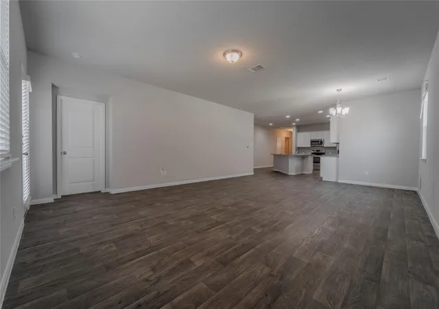 Photo 3 of Single family home for sale at 501 Naset Dr, Georgetown, TX 78626 | MLS# 3499375 | Listing updated on 2026-09-01