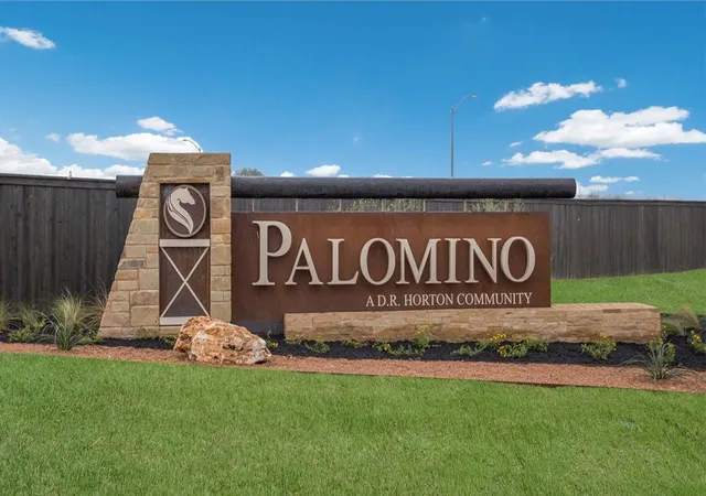 2nd image of 15104 A Afleet Alex St #A, Manor, TX 78653 | MLS# 5778387