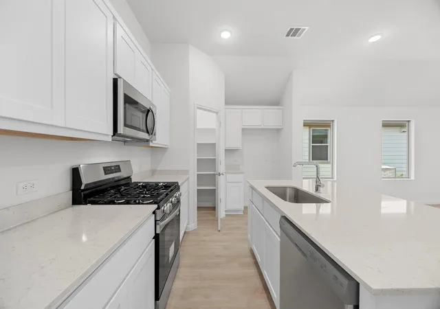 5th image of 171 Hornet St, Elgin, TX 78621 | MLS# 2609959