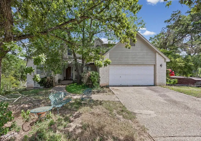 2nd image of 6635 Whitemarsh Valley Walk, Austin, TX 78746 | MLS# 8238138