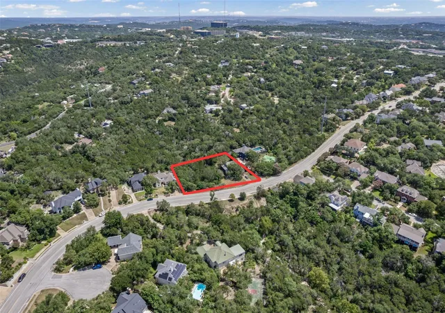 3rd image of 6635 Whitemarsh Valley Walk, Austin, TX 78746 | MLS# 8238138
