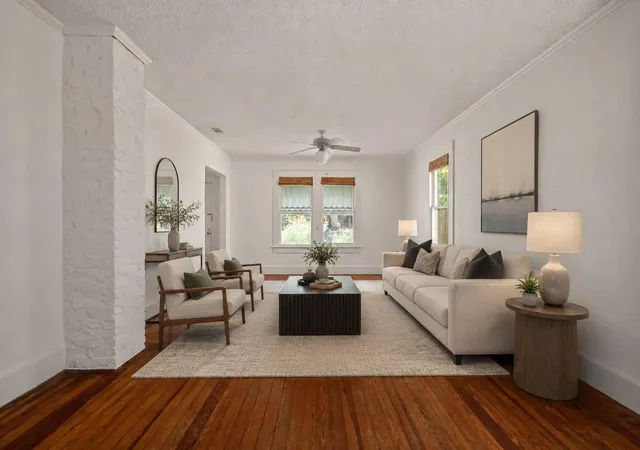 Photo 2 of Single family home for sale at 800 W Gibson St, Austin, TX 78704 | MLS# 9575715 | Listing updated on 2026-09-25