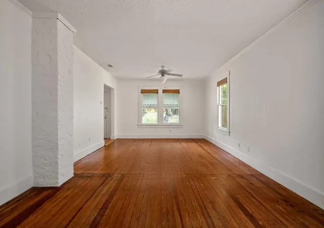 3rd image of 800 W Gibson St, Austin, TX 78704 | MLS# 9575715