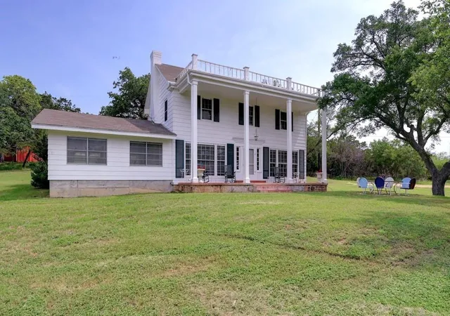 2nd image of 119 River Pl, Johnson City, TX 78636 | MLS# 9787258