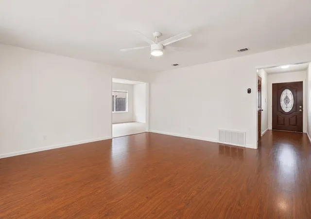 Photo 3 of Single family home for sale at 7004 Twisted Oaks Dr, Austin, TX 78745 | MLS# 8634609 | Listing updated on 2026-09-17