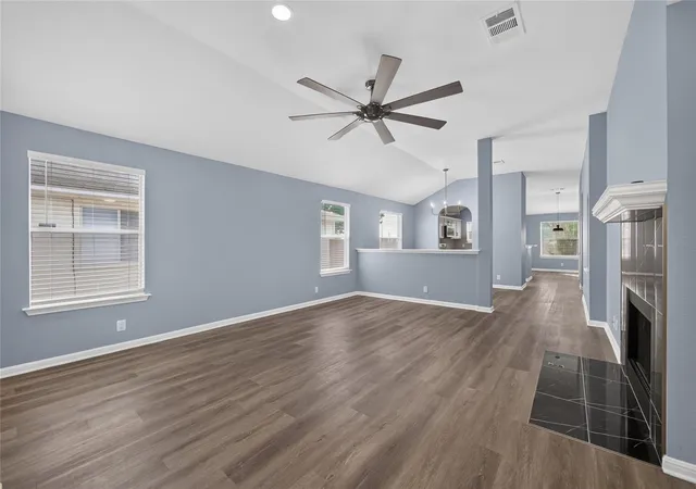 Photo 4 of Single family home for sale at 14303 Cummins Way, Manor, TX 78653 | MLS# 2580509 | Listing updated on 2026-08-04