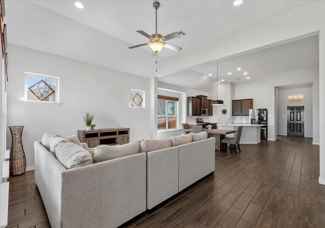 5th image of 3164 Hidalgo Loop, Round Rock, TX 78665 | MLS# 4819810