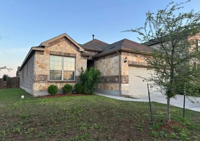 Photo 1 of Single family home for sale at 501 Duroc Dr, Hutto, TX 78634 | MLS# 6552425 | Listing updated on 2026-09-03