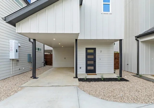 2nd image of 911 Calle Limon #2, Austin, TX 78702 | MLS# 5416282