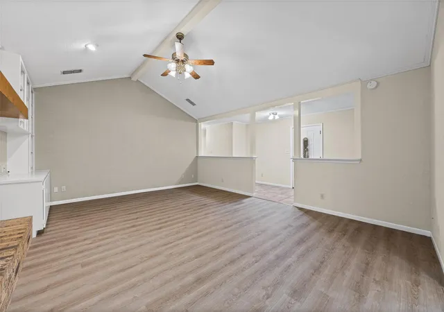 5th image of 428 Connolly Cir W, Lockhart, TX 78644 | MLS# 9810576