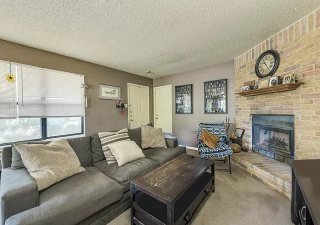 5th image of 12301 Deer Falls Dr #A & B, Austin, TX 78729 | MLS# 1849620