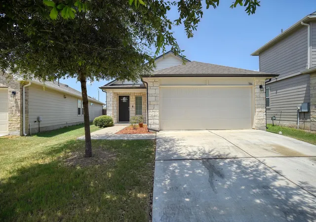 3rd image of 706 Roaring Fork Ln, Bastrop, TX 78602 | MLS# 7733607