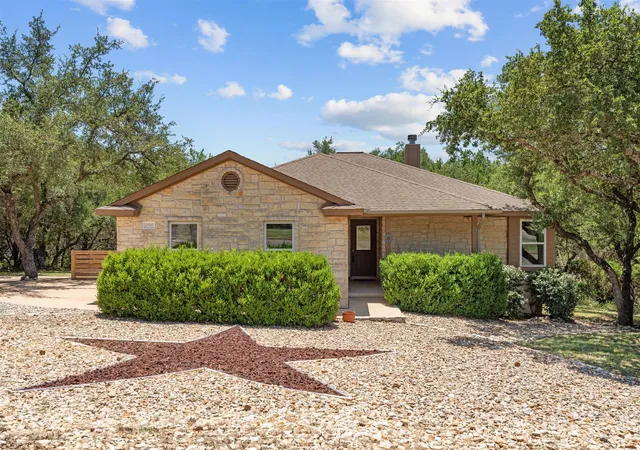 Photo 1 of Sale Pending at 20307 Highland Lake Dr, Lago Vista, TX 78645 | MLS# 7208352 | Listing updated on 2026-09-07