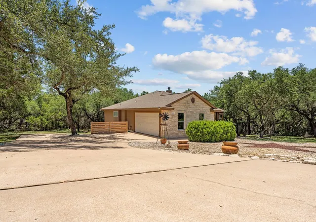 Photo 2 of Sale Pending at 20307 Highland Lake Dr, Lago Vista, TX 78645 | MLS# 7208352 | Listing updated on 2026-09-07
