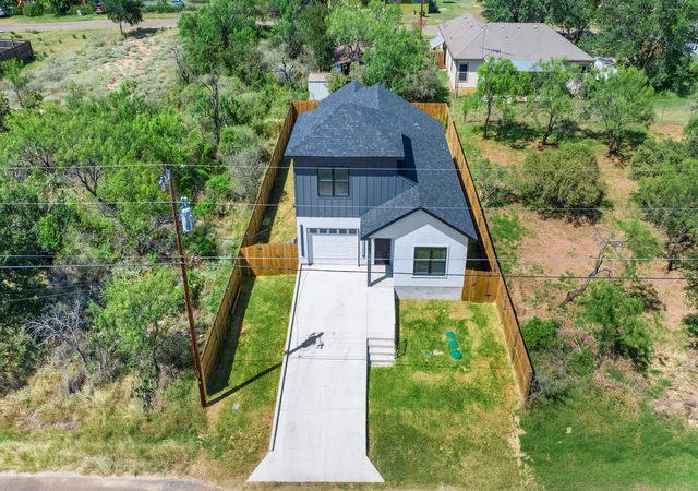 37th image of 212 Southwood Dr, Granite Shoals, TX 78654 | MLS# 3193912