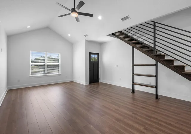 5th image of 212 Southwood Dr, Granite Shoals, TX 78654 | MLS# 3193912
