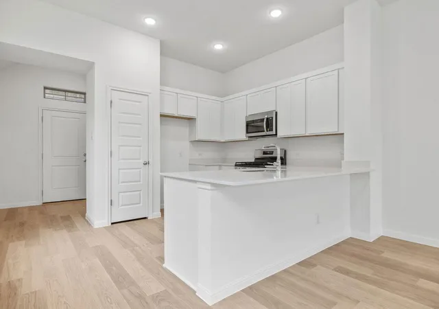 3rd image of 181 Hornet St, Elgin, TX 78621 | MLS# 5590800