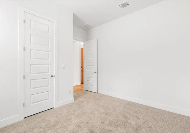 Photo 4 of Single family home for sale at 2105 Tobiano Trce, Georgetown, TX 78633 | MLS# 5749915 | Listing updated on 2026-10-26