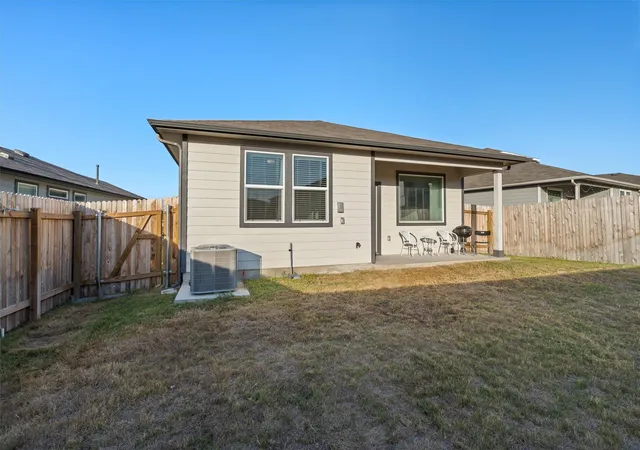 24th image of 120 Scarborough Wy, San Marcos, TX 78666 | MLS# 3491138