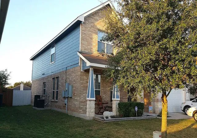 Photo 2 of Single family home for sale at 106 Floating Leaf Dr, Hutto, TX 78634 | MLS# 6195637 | Listing updated on 2026-09-11