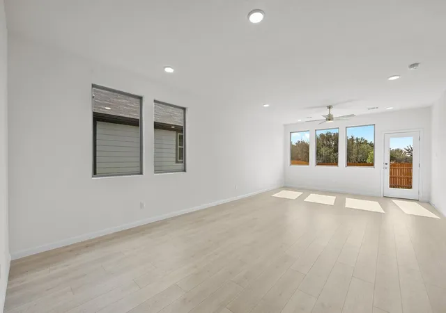 Photo 4 of Single family home for sale at 205 Hornet St, Elgin, TX 78621 | MLS# 4075610 | Listing updated on 2026-10-10