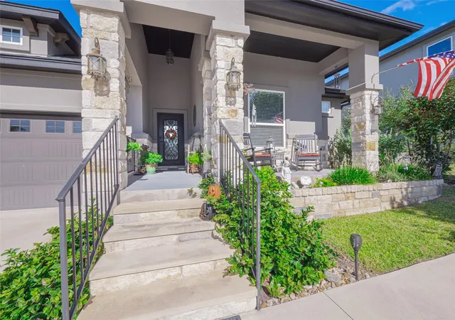 2nd image of 308 Buckhorn Dr, Lago Vista, TX 78645 | MLS# 9998265