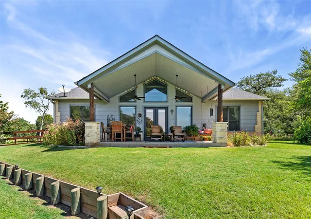 5th image of 214 Private Road 7055 Pr, Milano, TX 76556 | MLS# 3738725