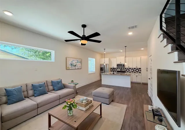 2nd image of 1212 Lily Ter, Austin, TX 78741