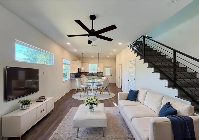 2nd image of 1212 Lily Ter #2, Austin, TX 78741 | MLS# 5285202