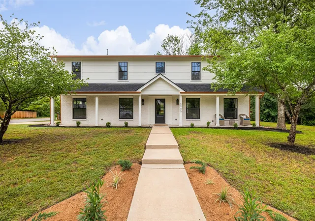 Photo 1 of Sale Pending at 6905 N Creighton Ln, Austin, TX 78723 | MLS# 5839376 | Listing updated on 2026-09-04