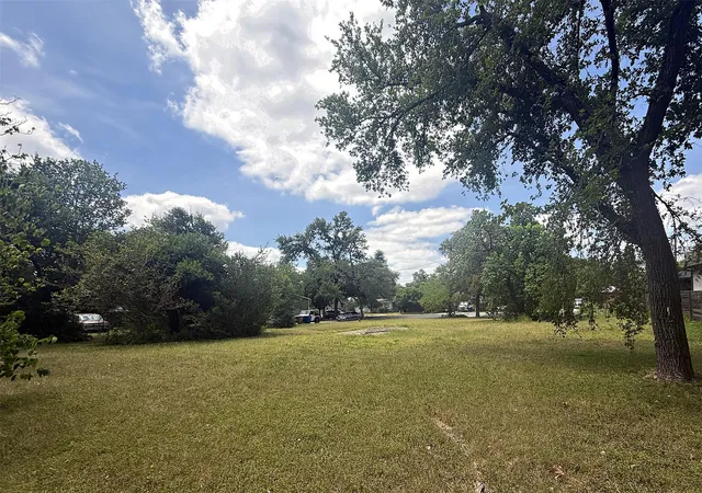 Photo 1 of Land for sale at 5108 Heflin Ln, Austin, TX 78721 | MLS# 2248388 | Listing updated on 2026-09-03