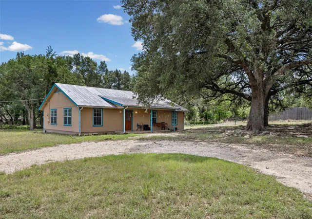 Photo 1 of Single family home for sale at 6843 S Lakewood Dr, Georgetown, TX 78633 | MLS# 8023451 | Listing updated on 2026-08-02