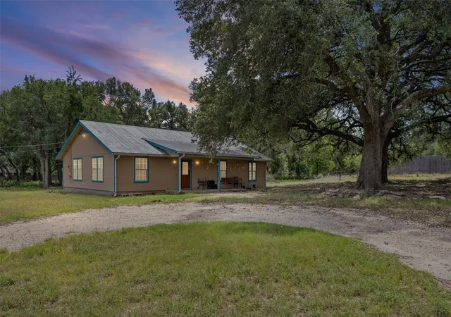 Photo 2 of Single family home for sale at 6843 S Lakewood Dr, Georgetown, TX 78633 | MLS# 8023451 | Listing updated on 2026-08-02