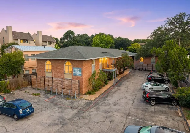 3rd image of 2208 Enfield Rd #107, Austin, TX 78703 | MLS# 3743860