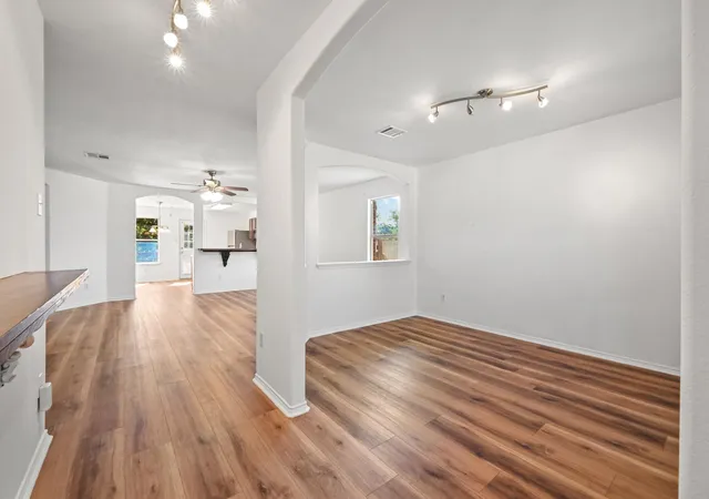 3rd image of 516 Emma Rose Trl, Leander, TX 78641 | MLS# 4563335